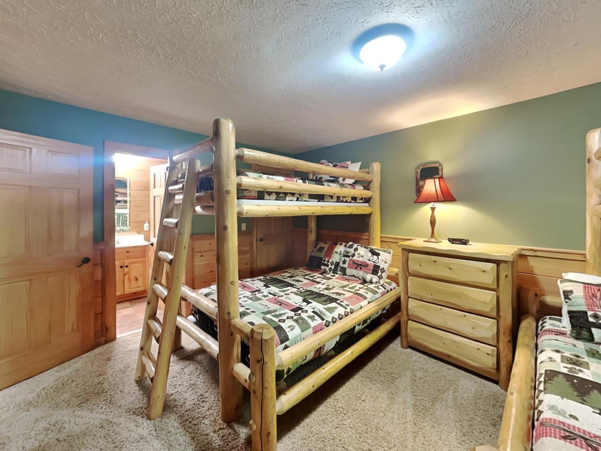 Above The Clouds, 4 Bedrooms, Pool Access, Private, Gaming, Sleeps 16 جاتلينبرج المظهر الخارجي الصورة